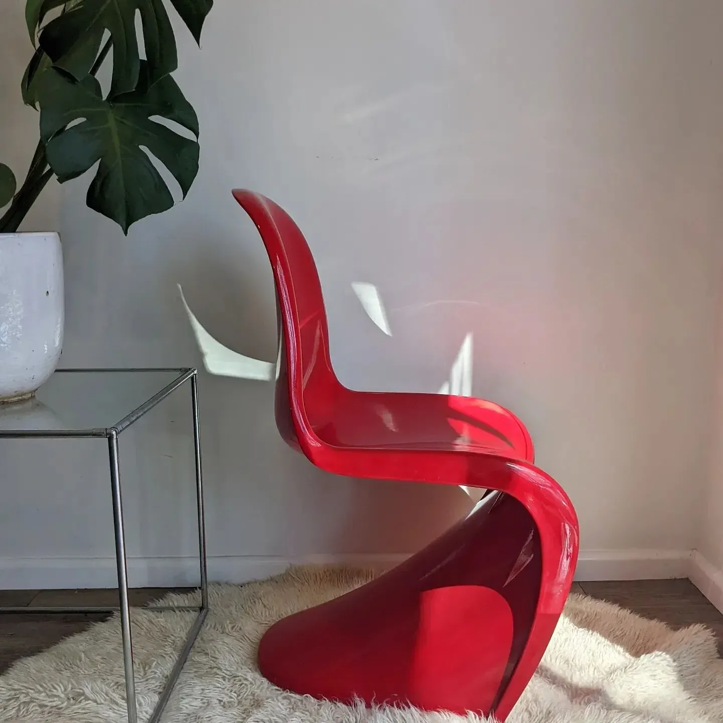 [SOLD] eddy, seat, go. Panton style chair. It's got a surprising amount of weight